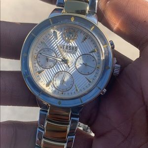 VERSUS VERSACE WOMANS WATCH